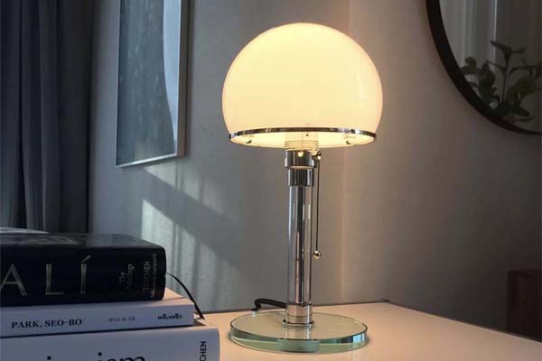 Bauhaus Lamp